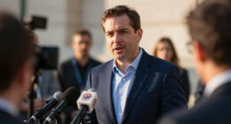 Congressman says depression diagnosis caused monthslong absence